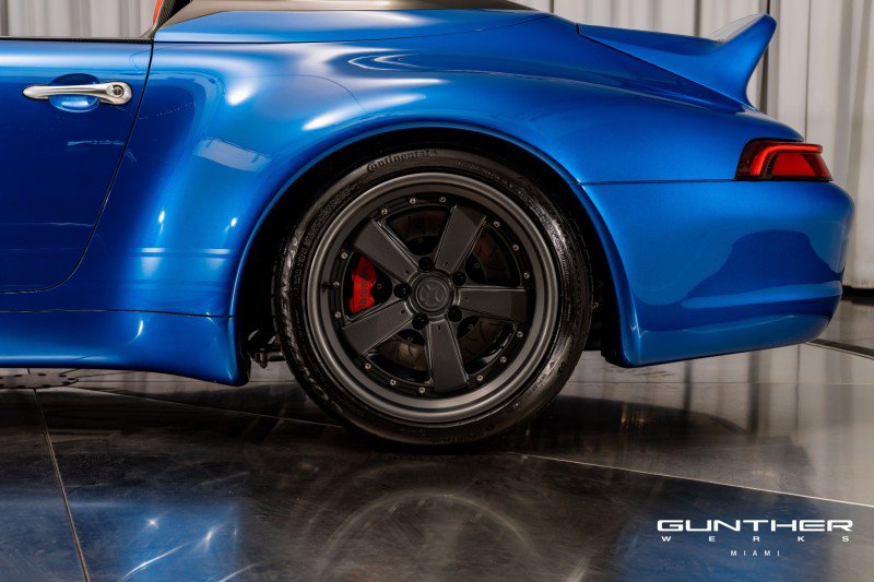 Used 1995 Porsche 911 Carrera image 24