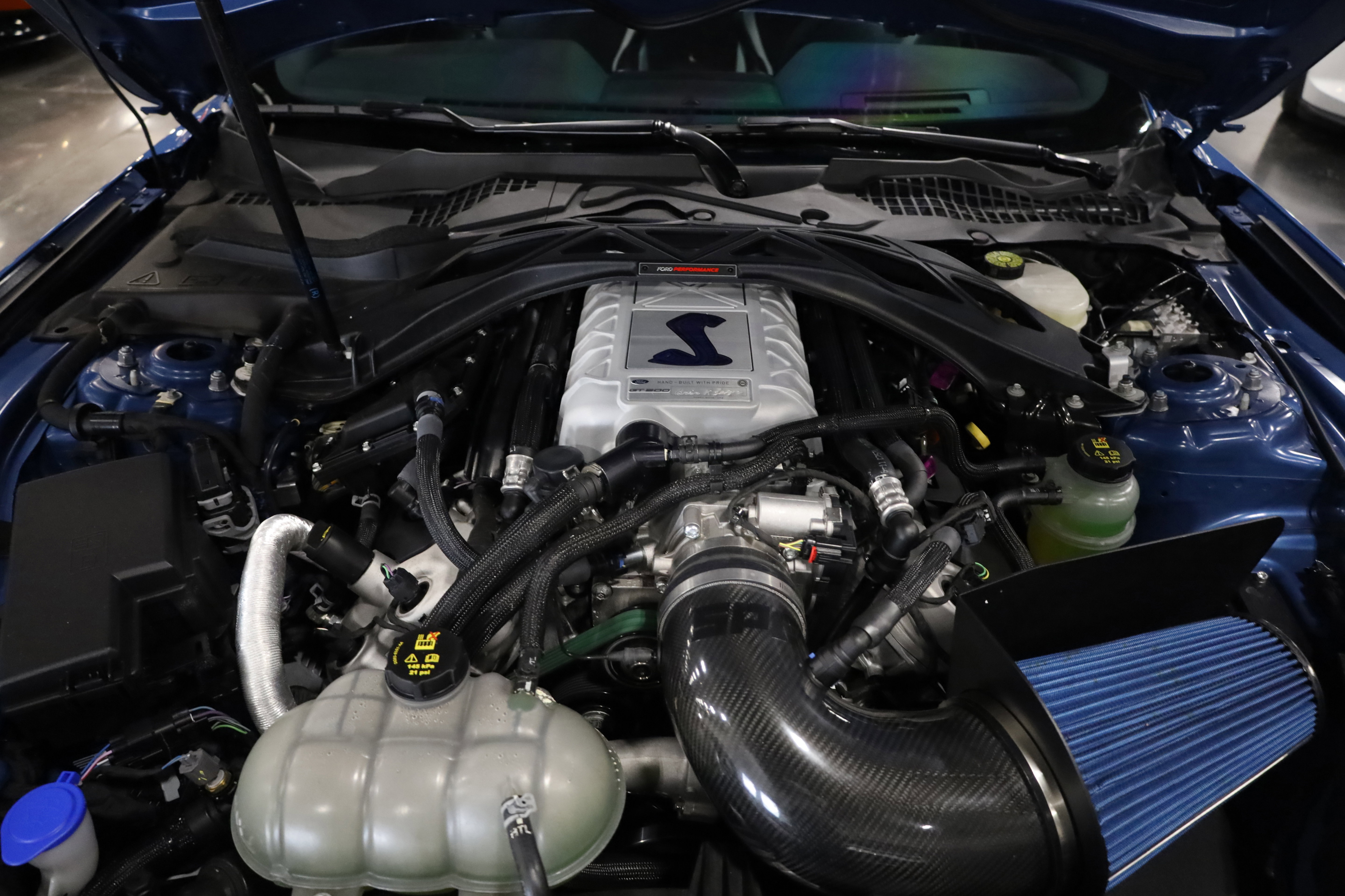 Used 2021 Ford Mustang Shelby GT500 w/ Carbon Fiber Track Pack image 38