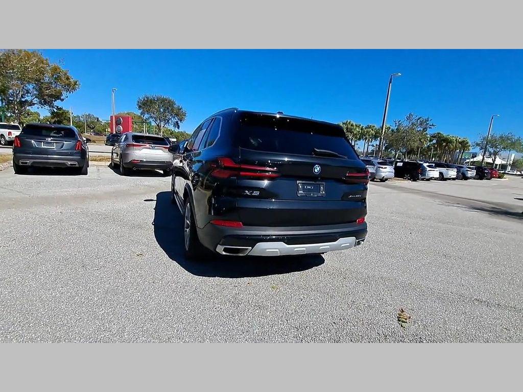 Used 2024 BMW X5 xDrive50e image 39