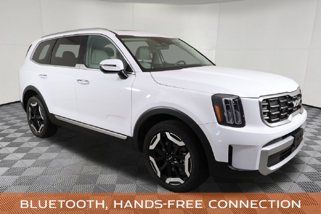 Used 2025 Kia Telluride S FWD image 4