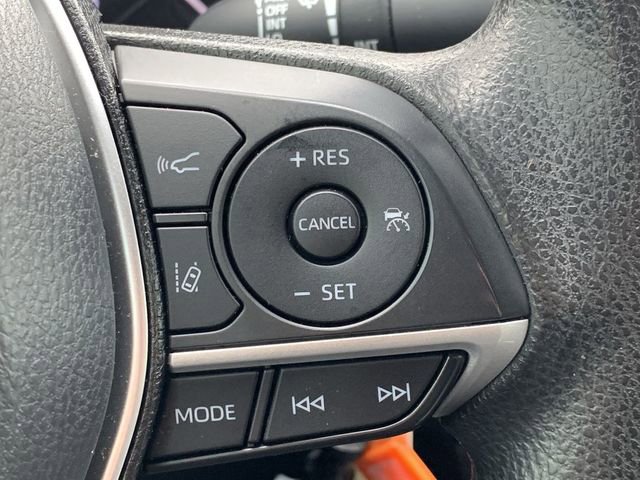 Used 2023 Toyota Camry LE image 28