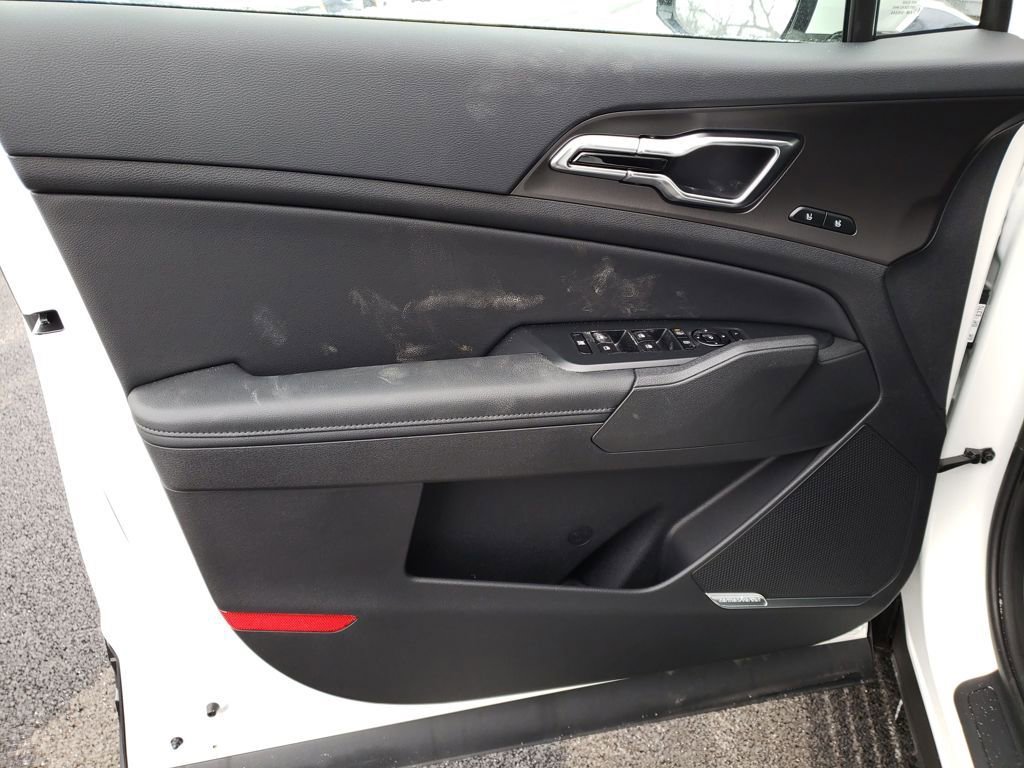 New 2026 Kia Sportage SX Prestige image 16