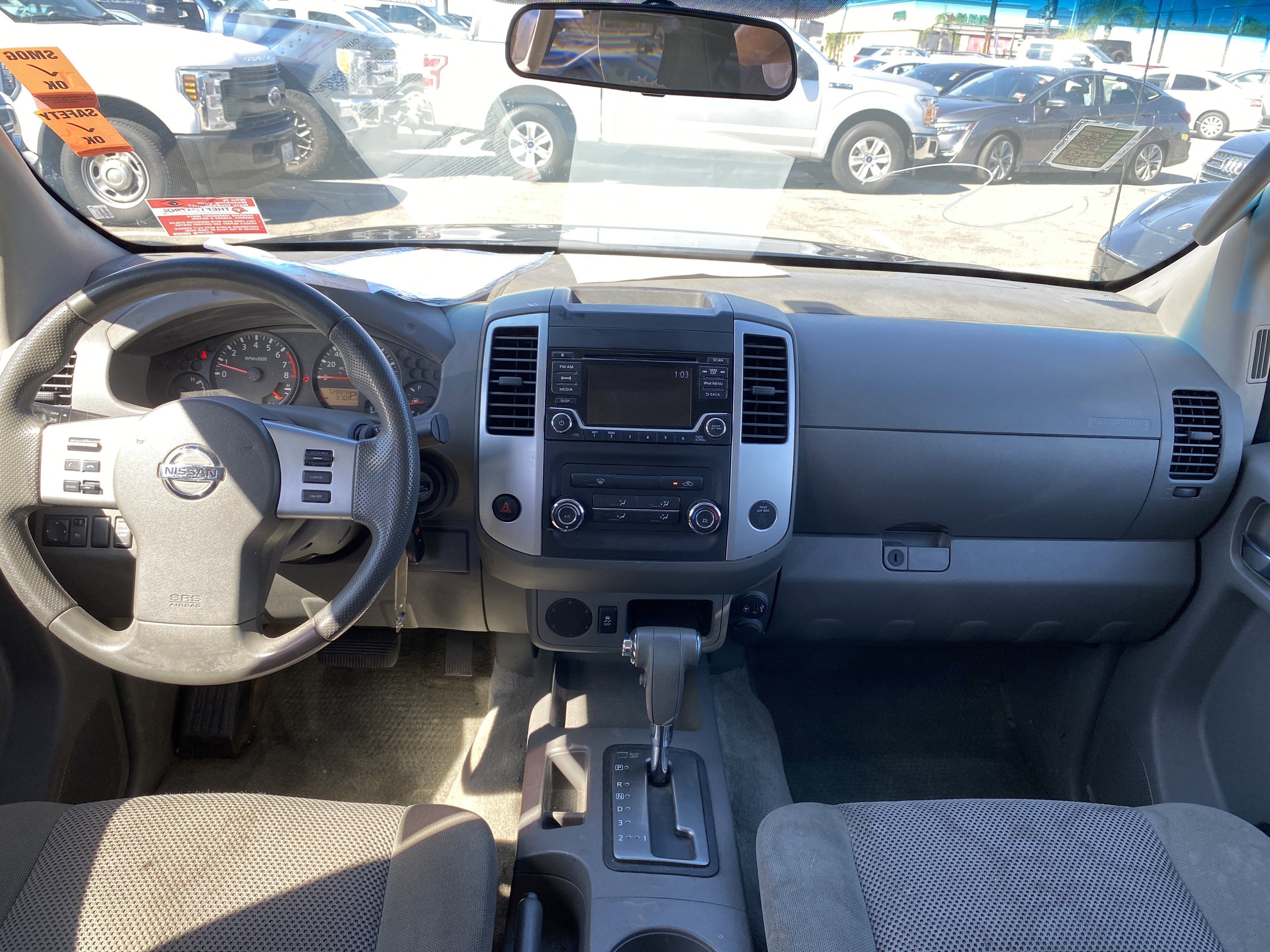 Used 2018 Nissan Frontier SV image 15