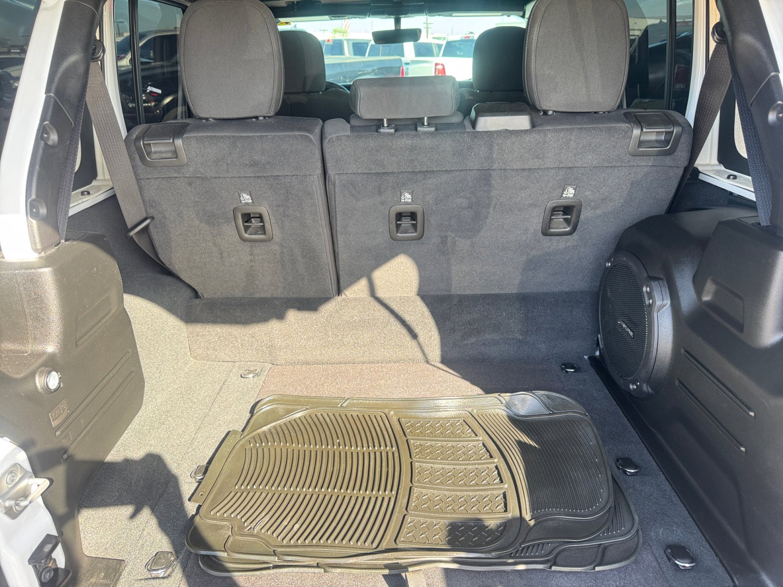Used 2023 Jeep Wrangler Unlimited w/ 8.4" Radio Group AWD/4WD image 26