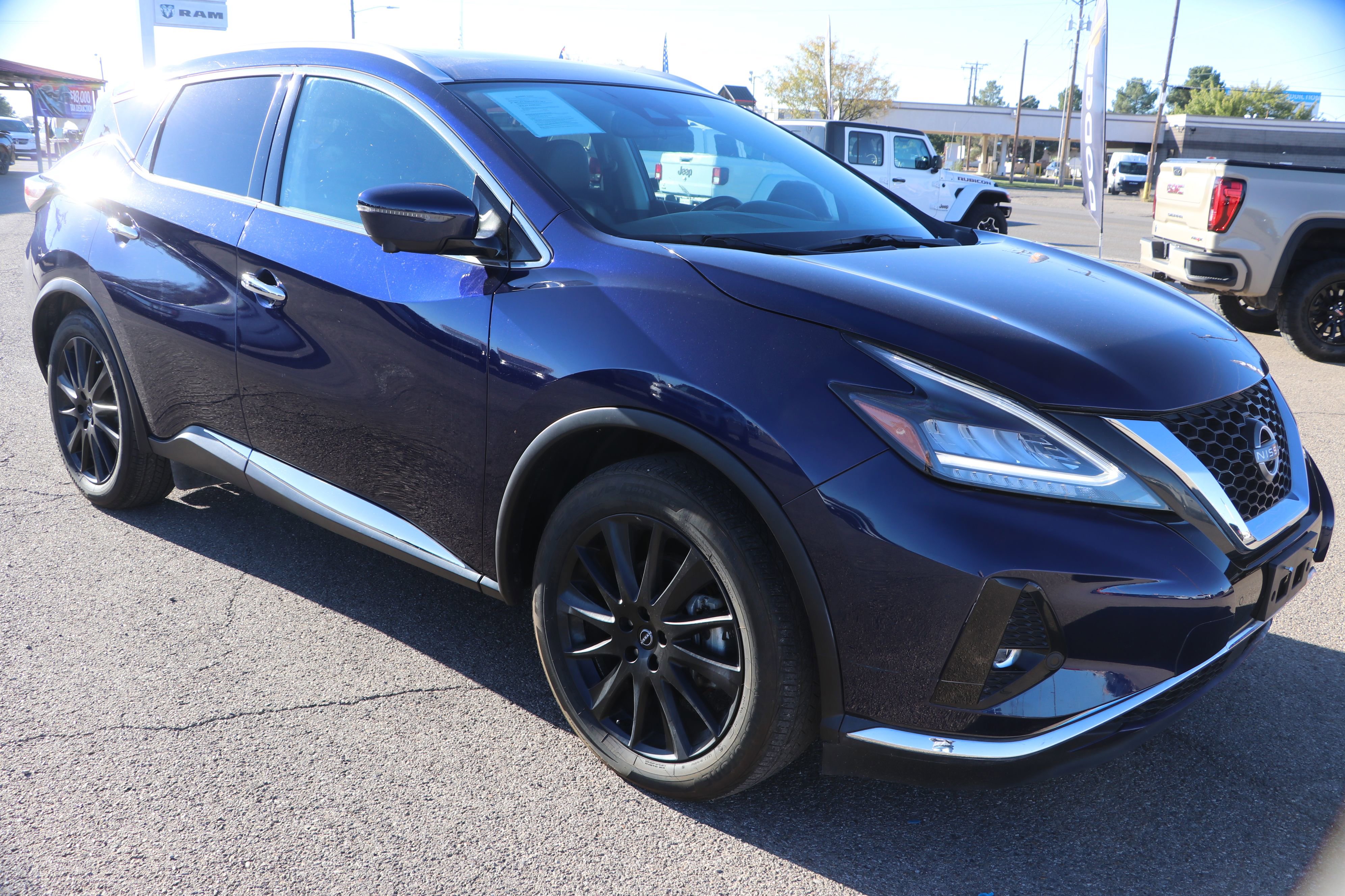 Used 2023 Nissan Murano Platinum image 1