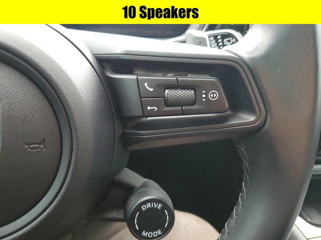 Used 2024 Porsche Cayenne image 12