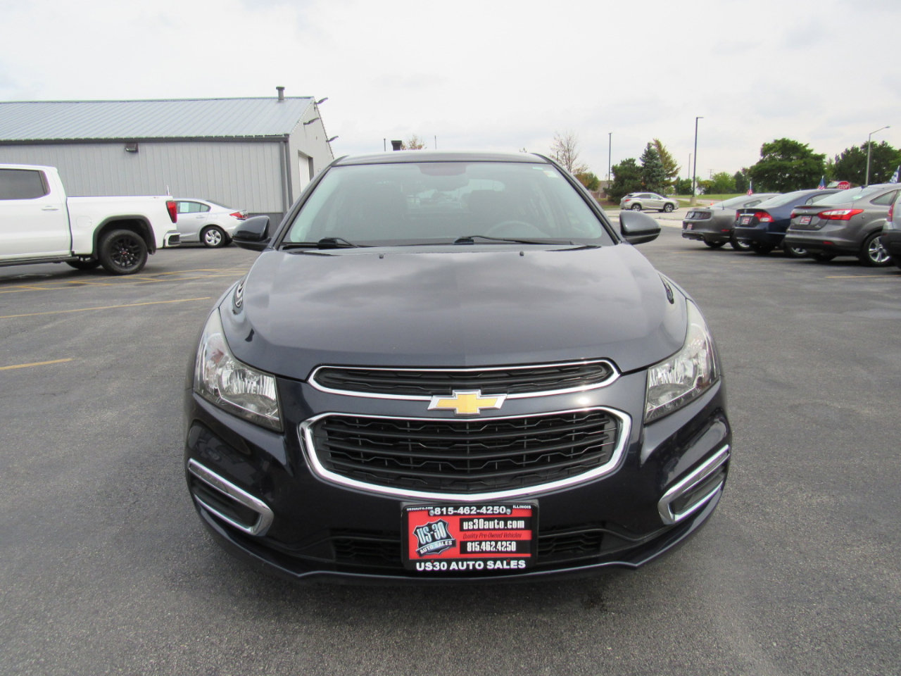 Used 2015 Chevrolet Cruze LT image 9