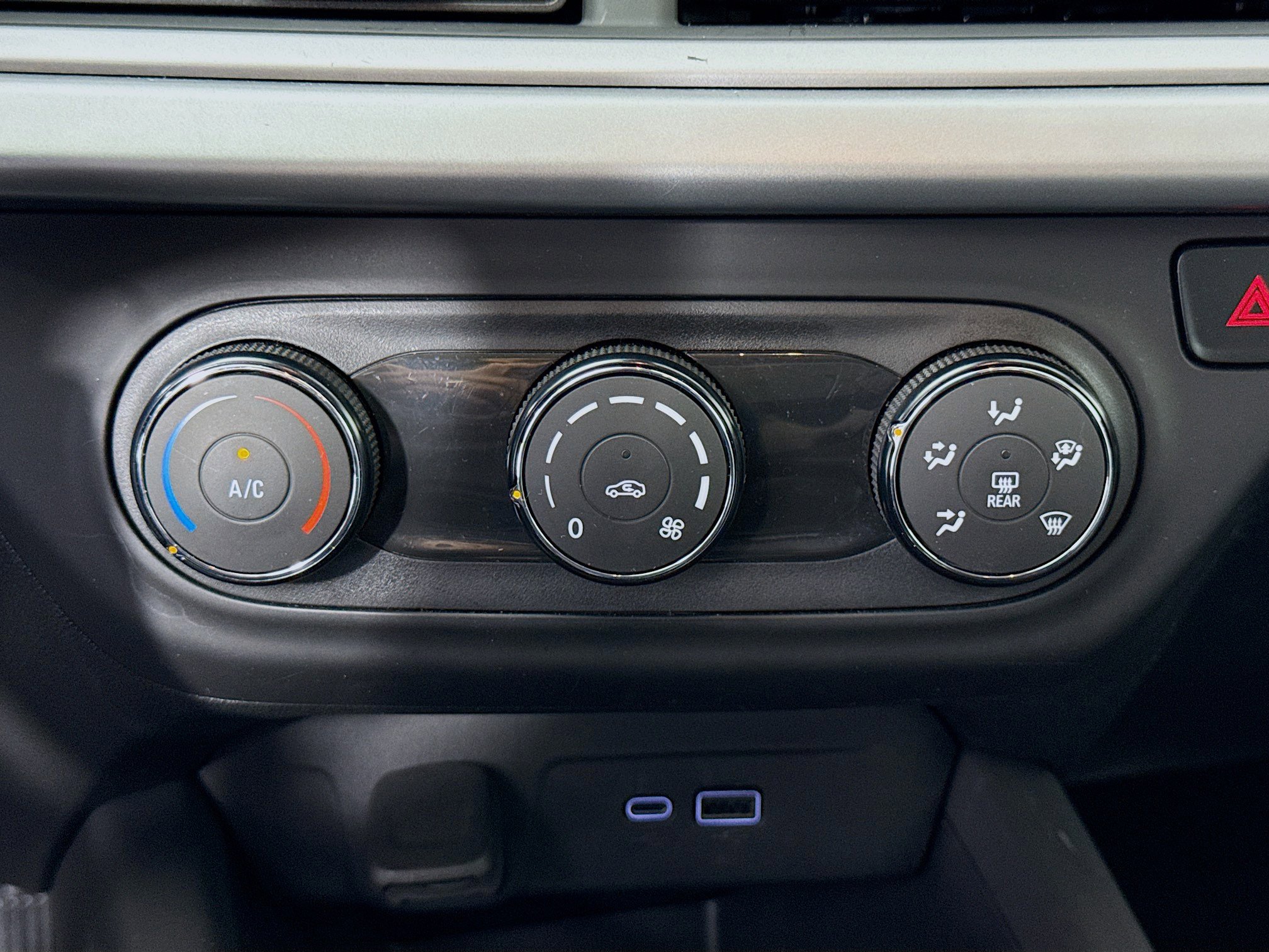 Used 2024 Chevrolet Trax LS image 16