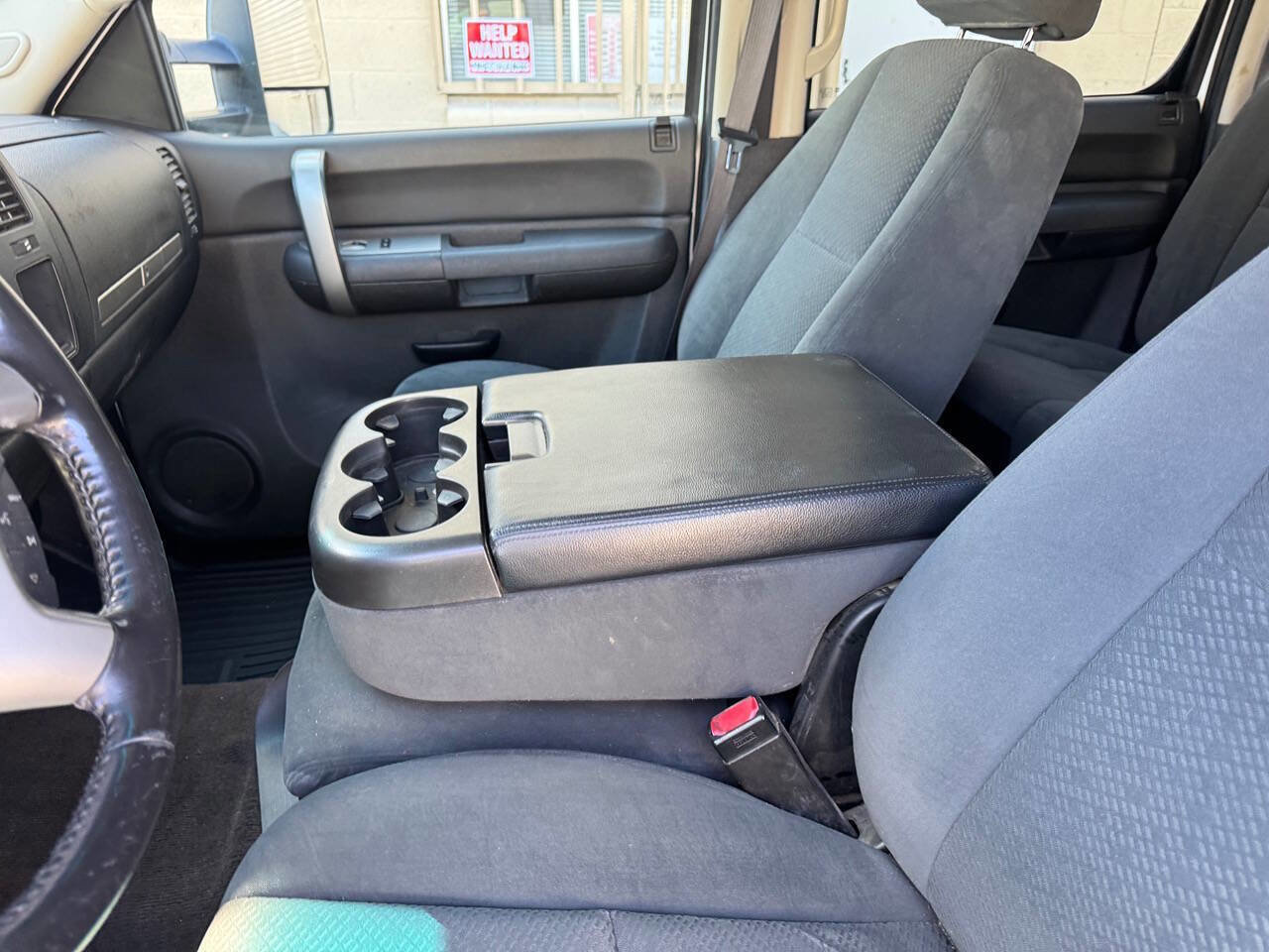 Used 2008 Chevrolet Silverado 2500 LT w/ 1LT Convenience Package AWD/4WD image 27