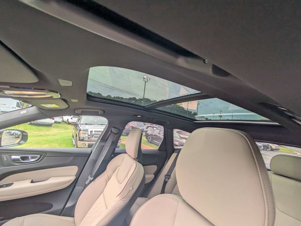 Certified 2026 Volvo XC60 B5 Plus w/ Protection Package Premier AWD/4WD image 21