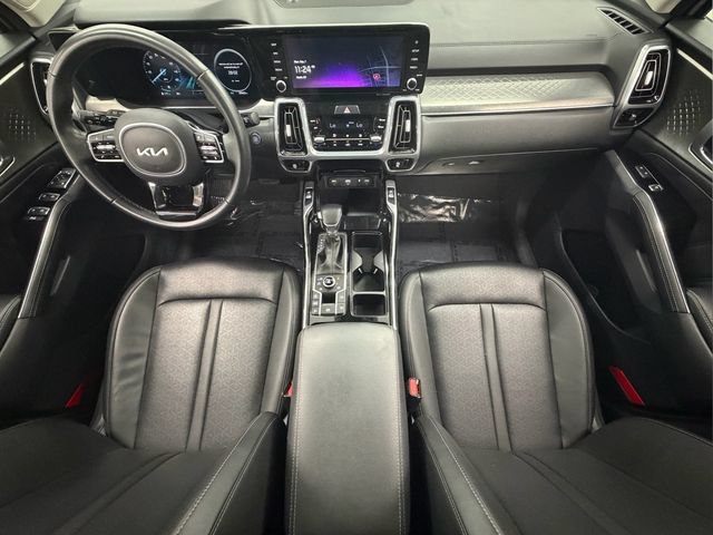 Certified 2023 Kia Sorento SX AWD/4WD image 18