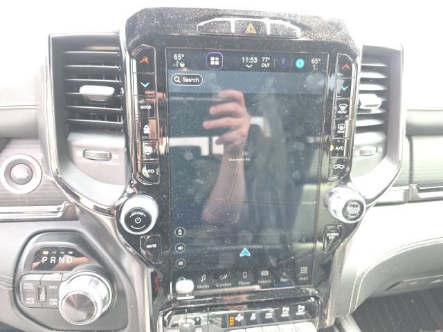 Used 2022 RAM 1500 Limited w/ Night Edition AWD/4WD image 3