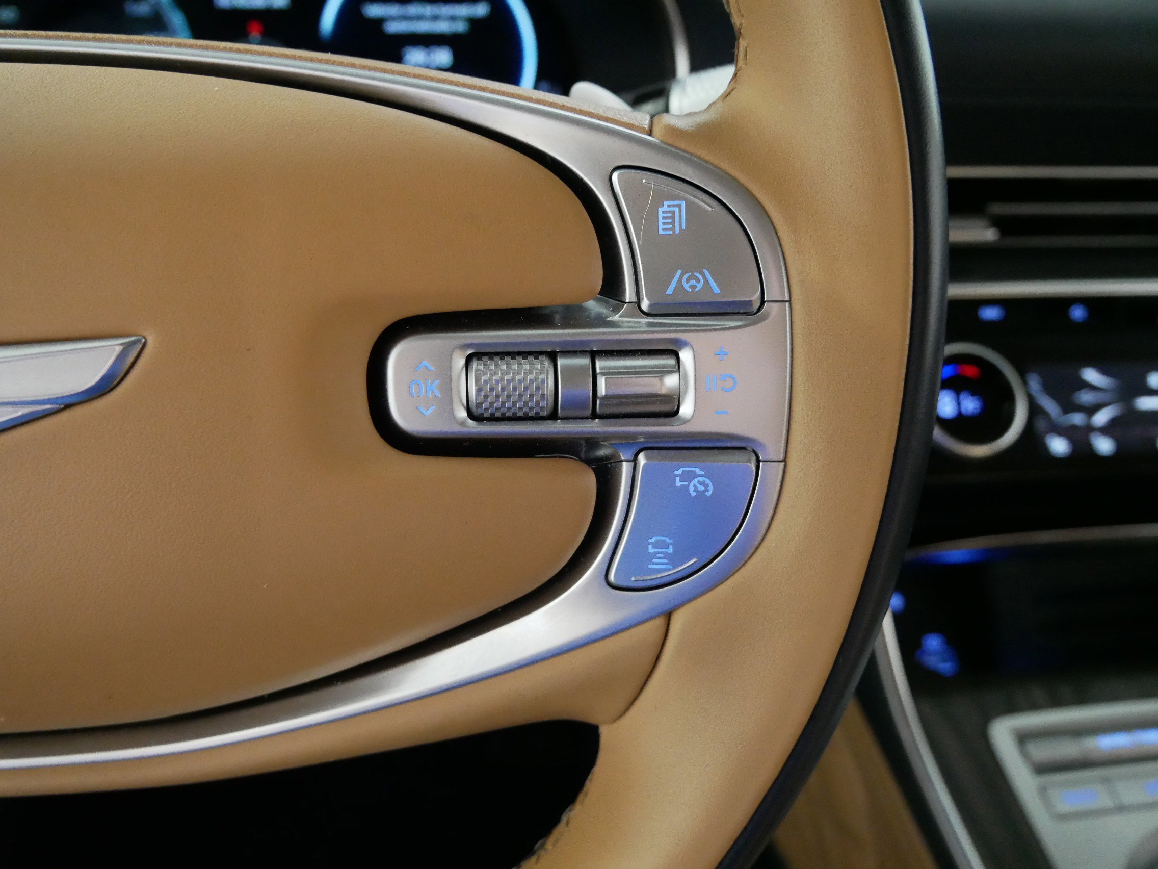 Used 2024 Genesis GV80 3.5T image 28