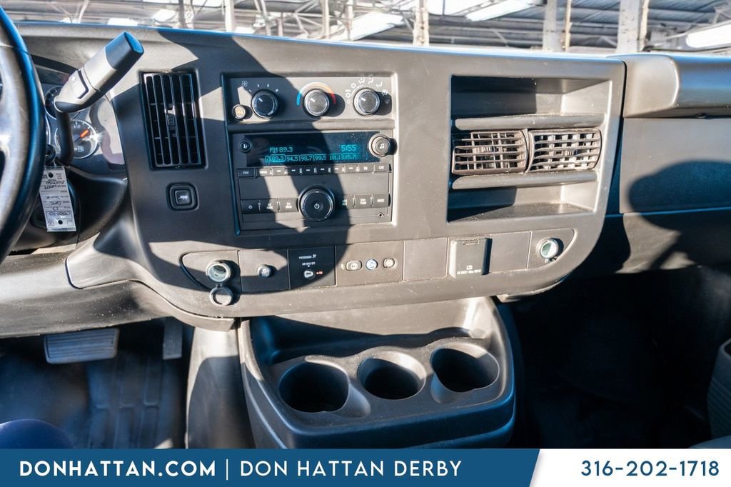 Used 2023 GMC Savana 2500 w/ Driver Convenience Package image 7