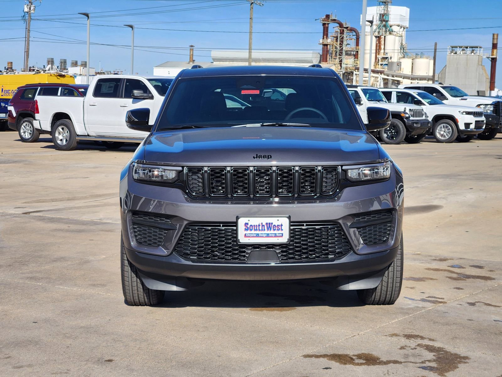 New 2025 Jeep Grand Cherokee Altitude image 6