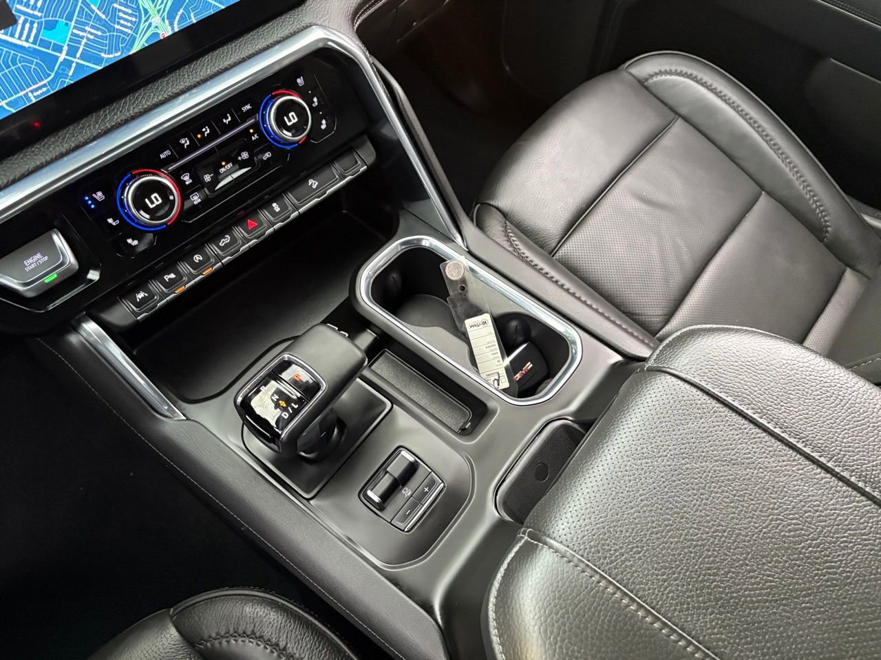 Used 2025 GMC Sierra 1500 Denali w/ Technology Package AWD/4WD image 25