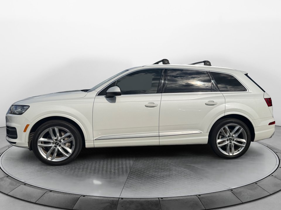 Used 2017 Audi Q7 3.0T Prestige AWD/4WD image 4