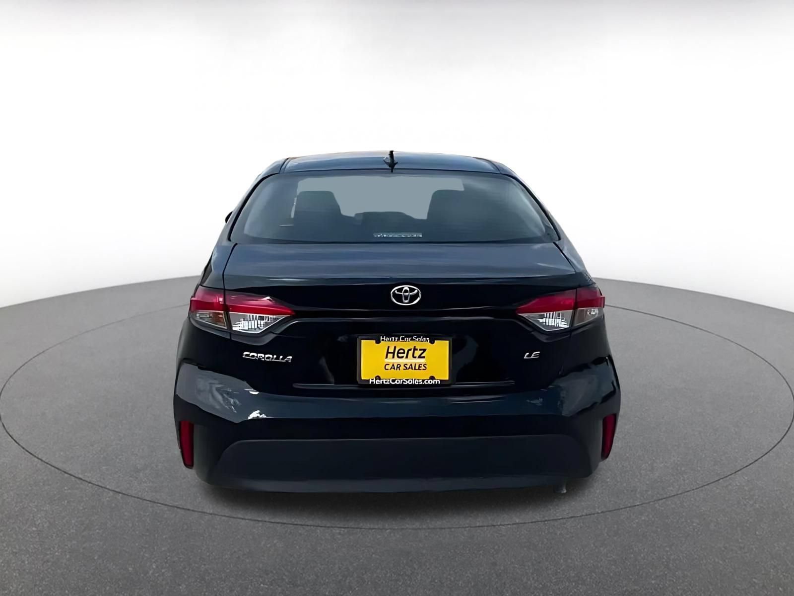 Used 2025 Toyota Corolla LE FWD image 13