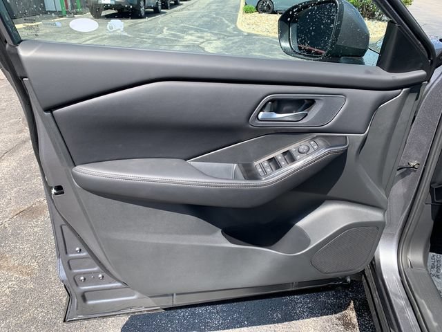 New 2026 Nissan Rogue SV AWD/4WD image 11