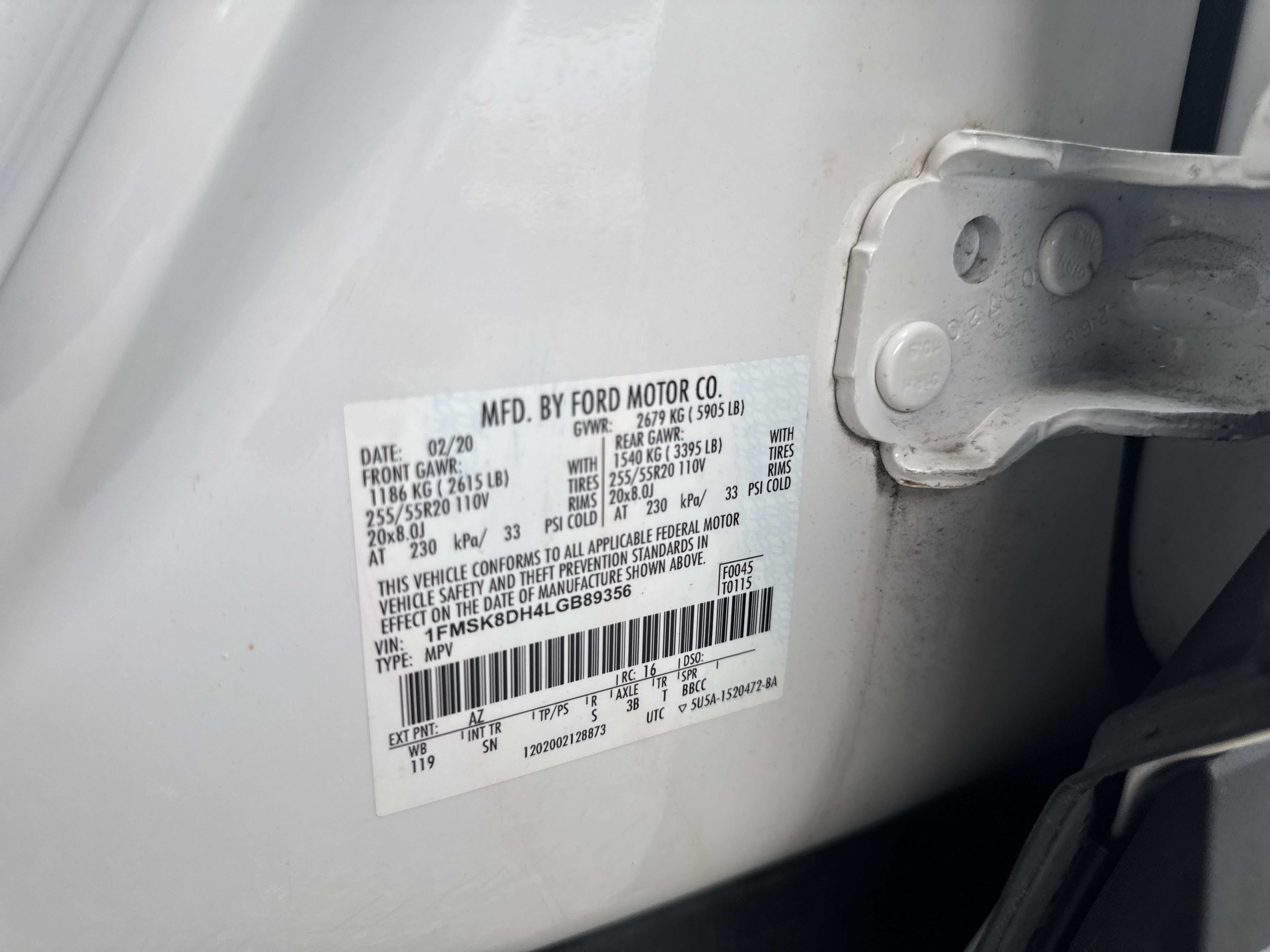 Used 2020 Ford Explorer XLT w/ Equipment Group 202A AWD/4WD image 35