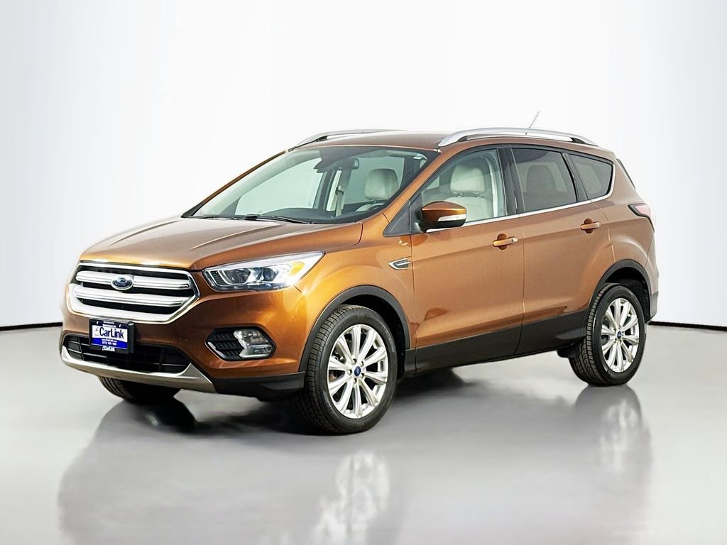 Used 2017 Ford Escape Titanium FWD image 3
