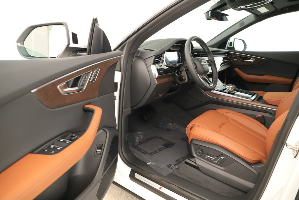 New 2026 Audi Q8 Prestige image 14