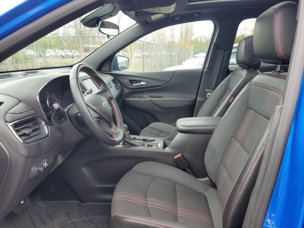 Certified 2024 Chevrolet Equinox RS w/ LPO, Floor Liner Package FWD image 5