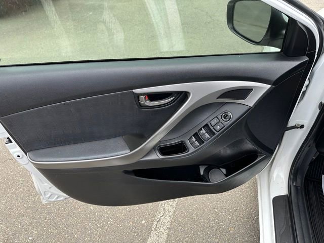 Used 2013 Hyundai Elantra Limited w/ Technology Pkg image 17