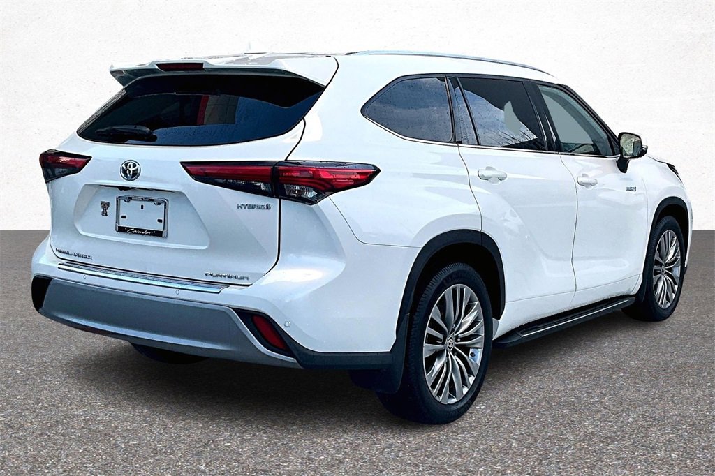 Certified 2021 Toyota Highlander Platinum image 7