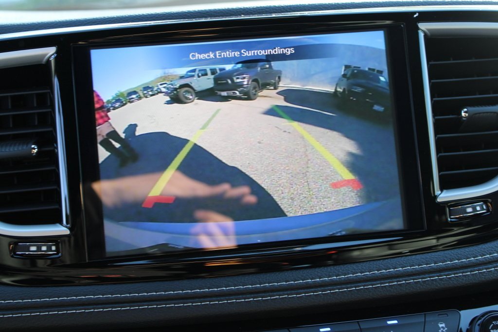 New 2026 Chrysler Pacifica Select w/ S Appearance Package image 18