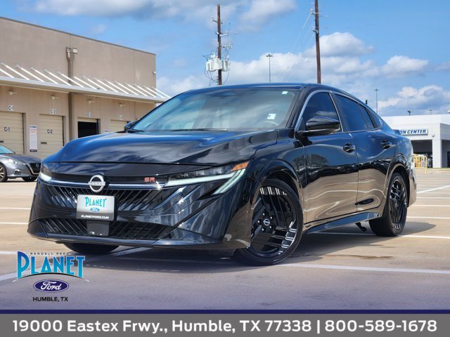 Used 2026 Nissan Sentra SR w/ Floor Mat Package FWD image 1