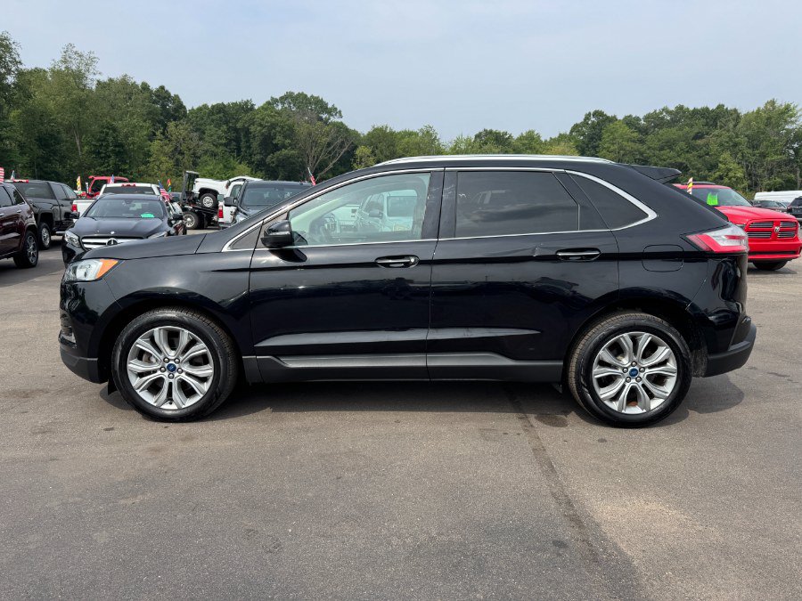 Used 2019 Ford Edge Titanium AWD/4WD image 2