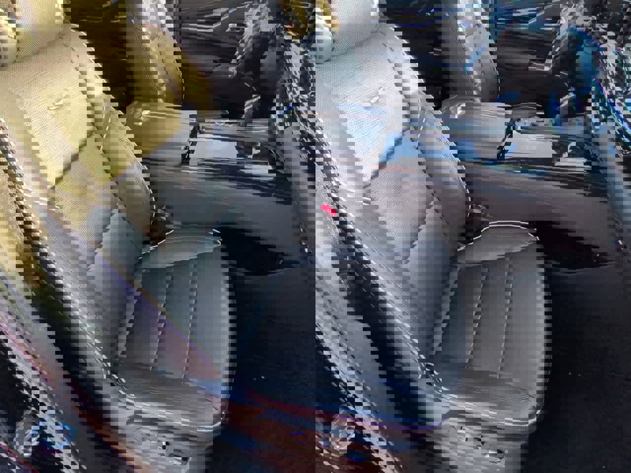 Used 2021 Cadillac Escalade Sport w/ Driver Assist Tech Package image 24