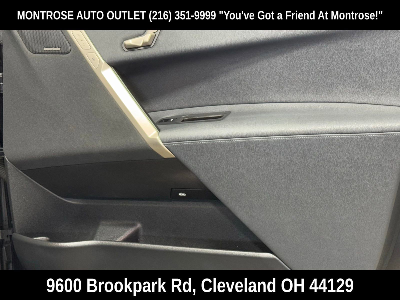 Used 2022 BMW iX xDrive50 w/ Convenience Package image 49