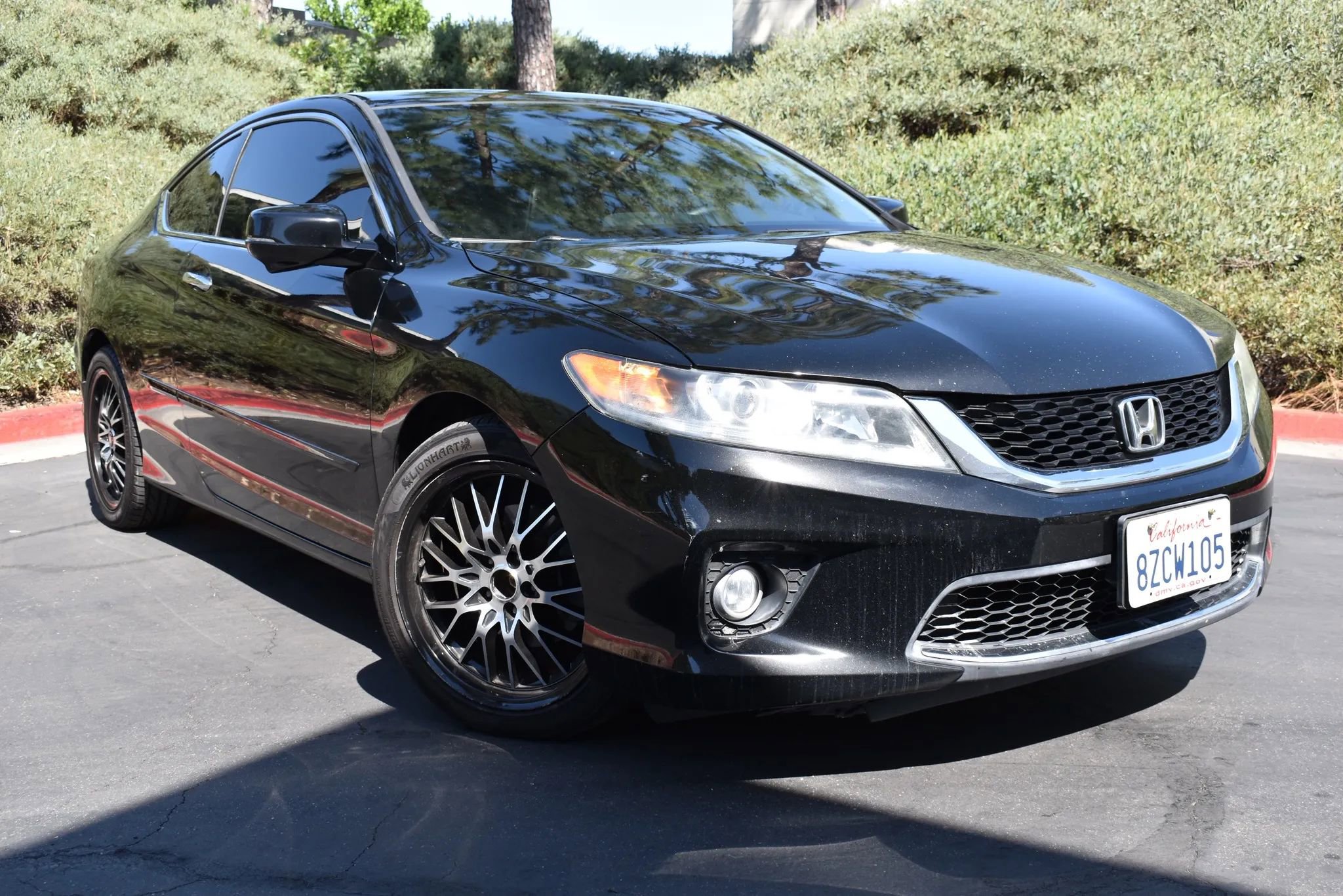 Used 2015 Honda Accord EX-L image 2