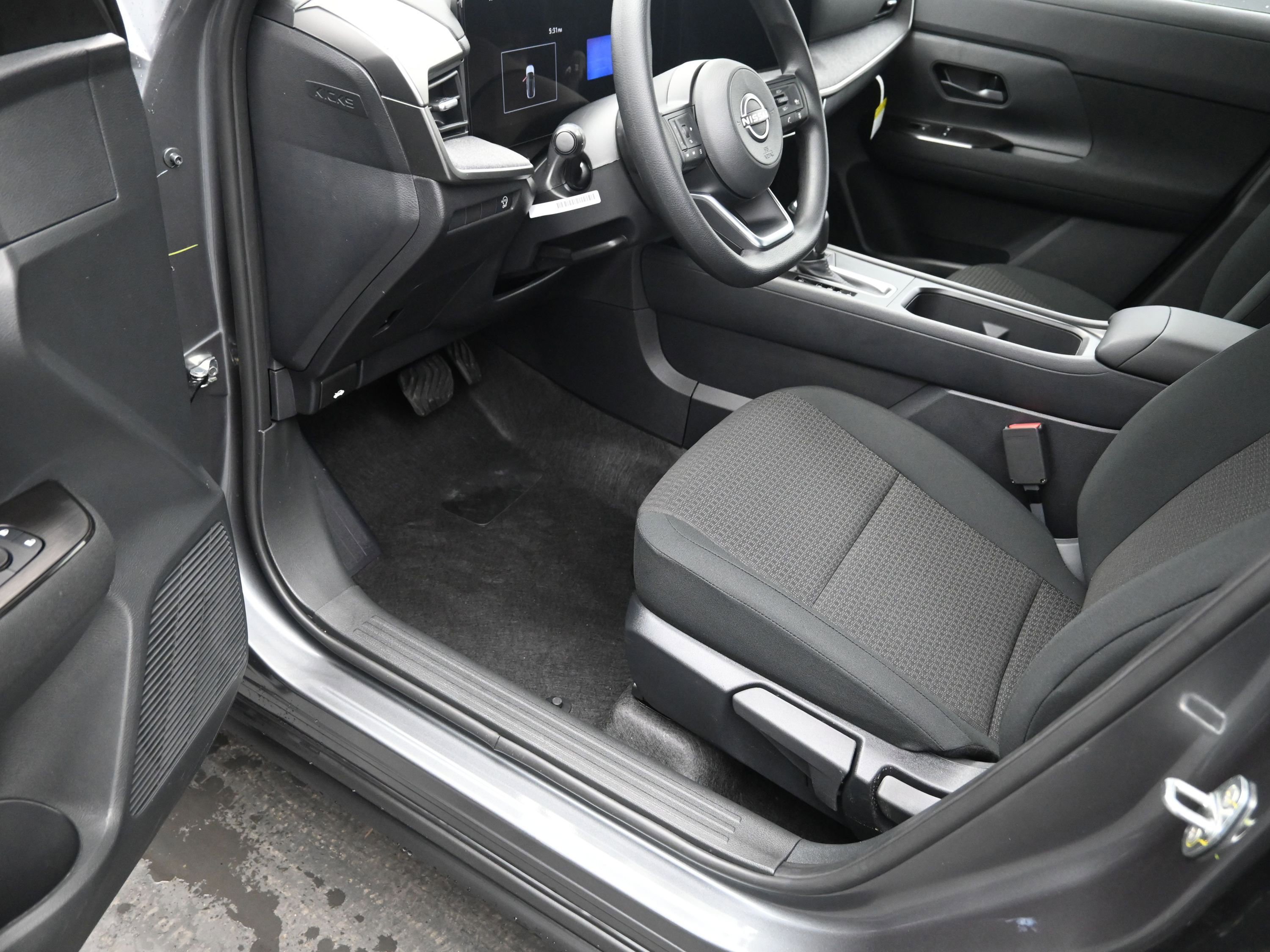 New 2026 Nissan Kicks S image 12