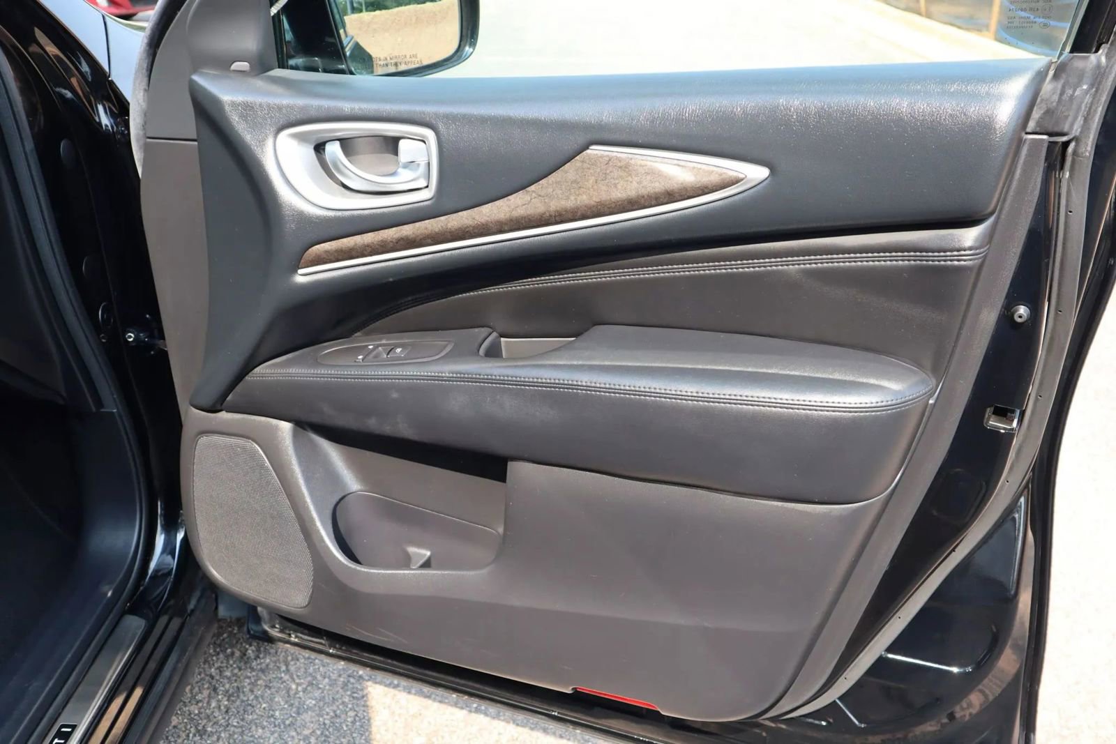 Used 2013 INFINITI JX35 AWD w/ Premium Pkg image 16