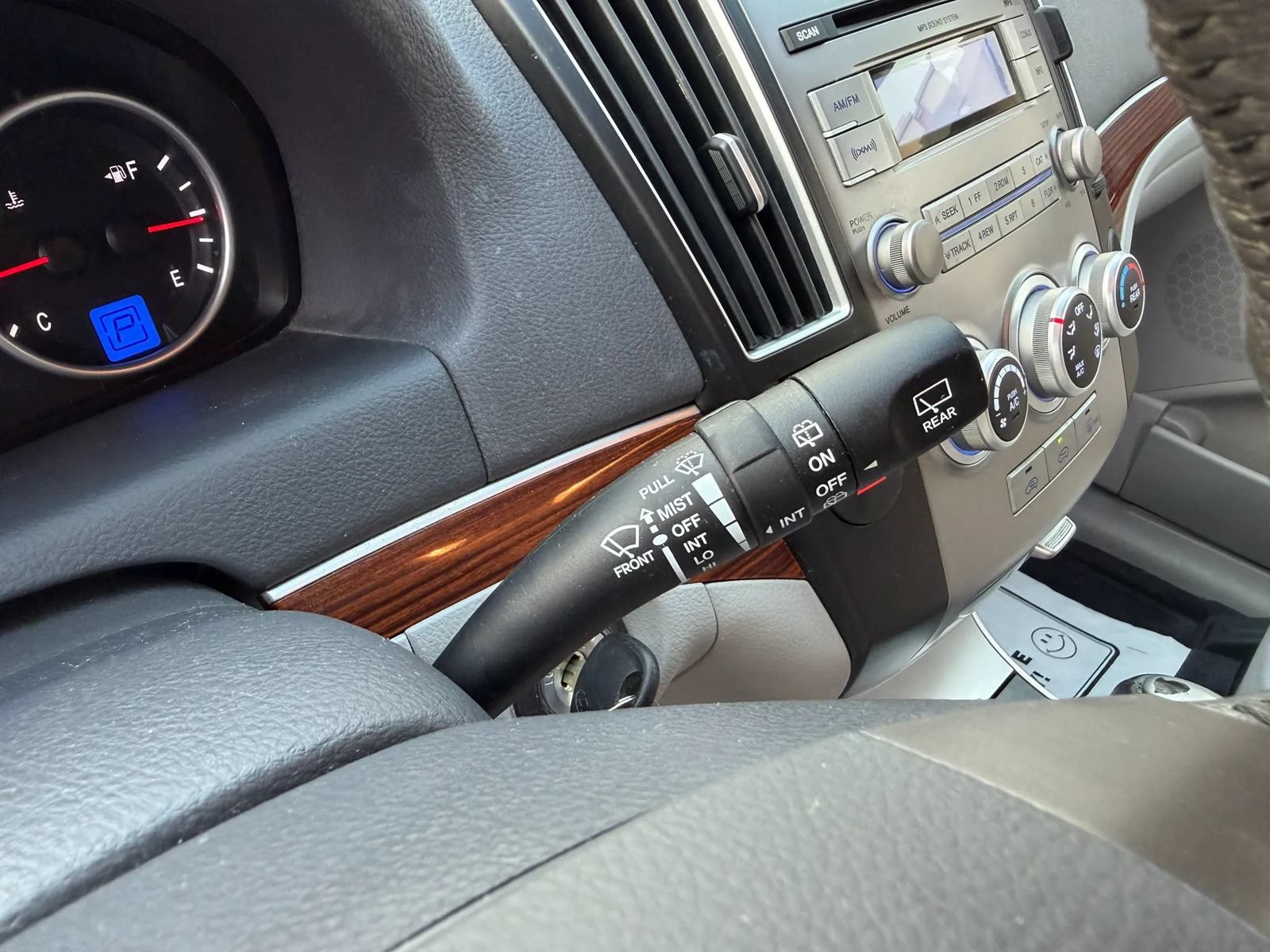 Used 2011 Hyundai Veracruz GLS AWD/4WD image 53