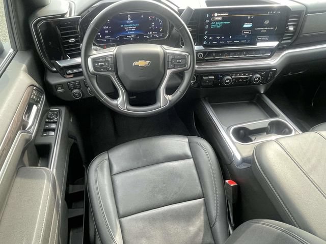 Used 2025 Chevrolet Silverado 2500 LTZ w/ Z71 Chrome Sport Edition AWD/4WD image 12