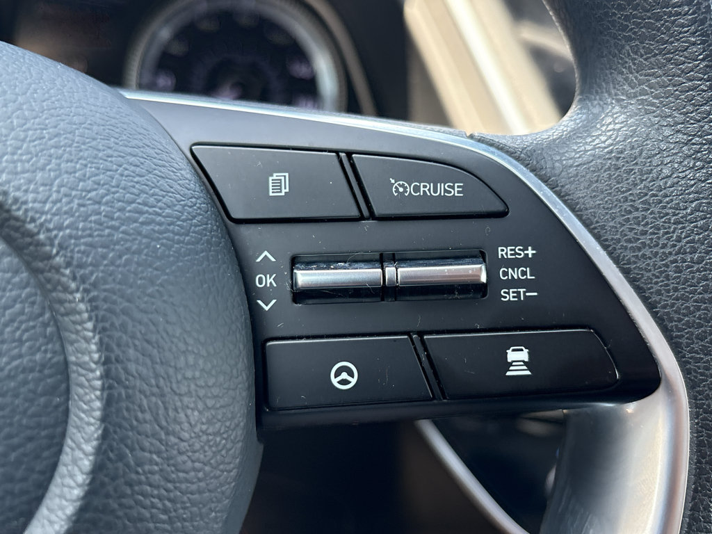 Used 2023 Hyundai Sonata SEL w/ Preferred Accessory Package FWD image 19
