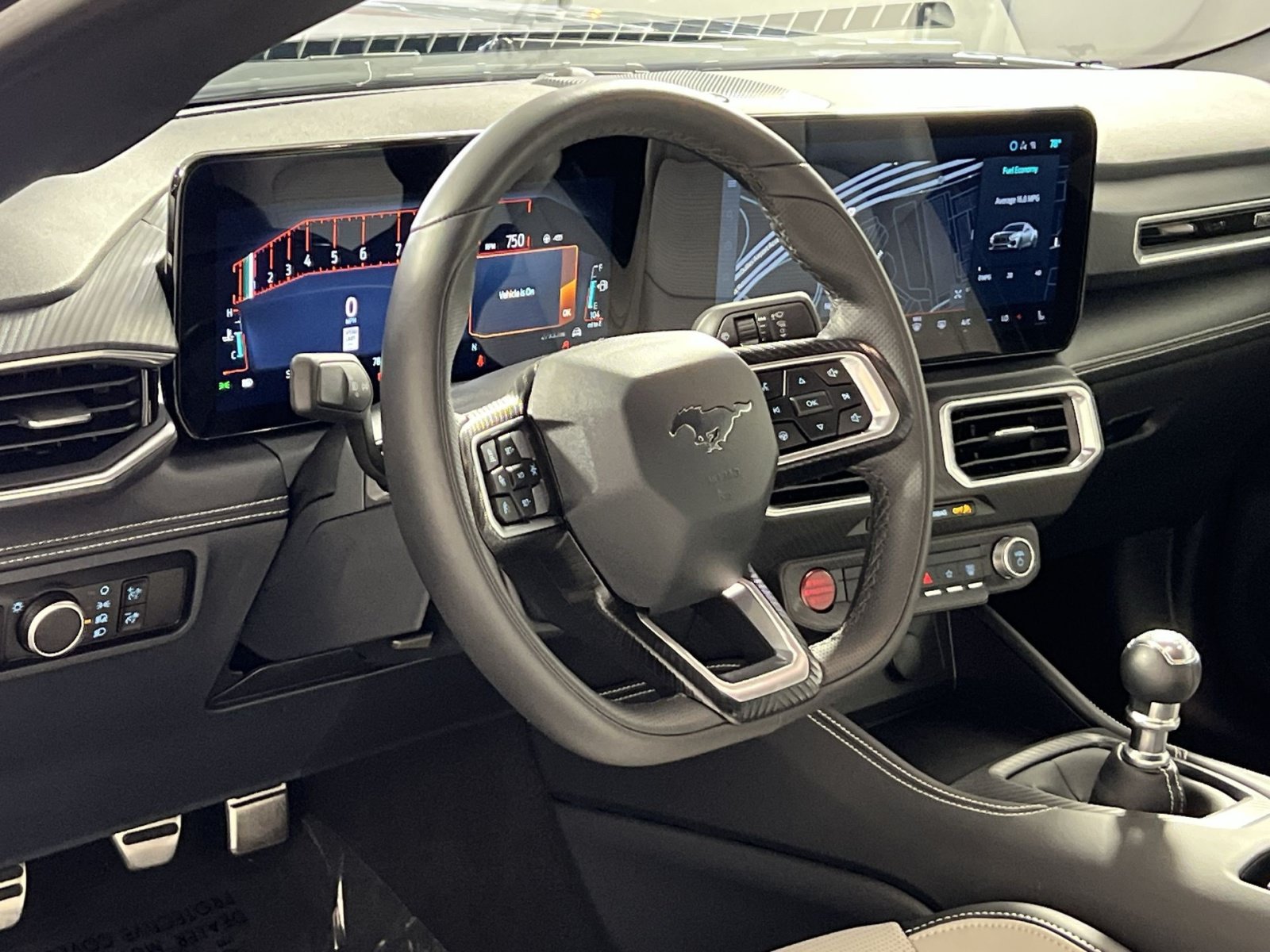 Used 2025 Ford Mustang GT Premium RWD image 17