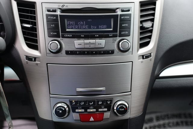 Used 2012 Subaru Outback 2.5i Premium w/ All-Weather Pkg AWD/4WD image 21