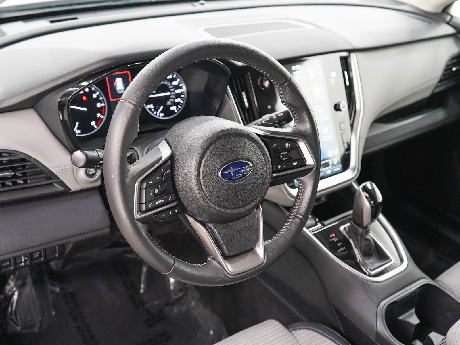 Used 2025 Subaru Outback Premium AWD/4WD image 21