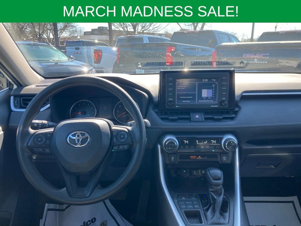 Used 2021 Toyota RAV4 XLE w/ Convenience Package image 12