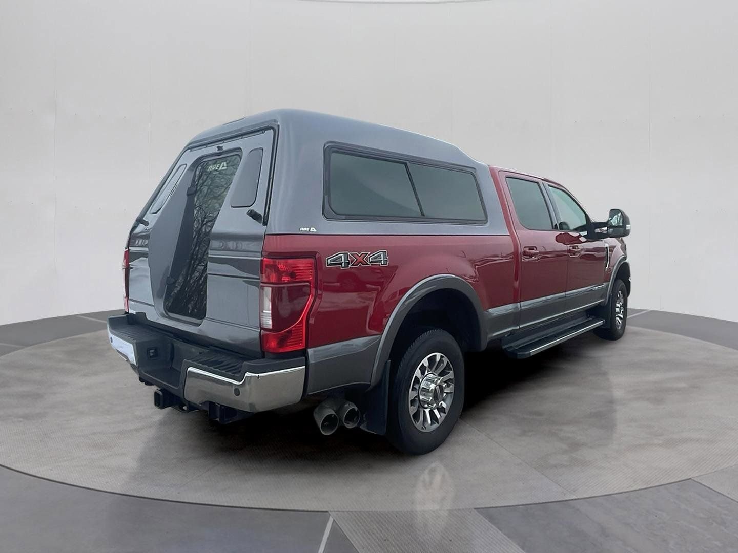 Certified 2022 Ford F350 Lariat w/ Lariat Value Package image 6