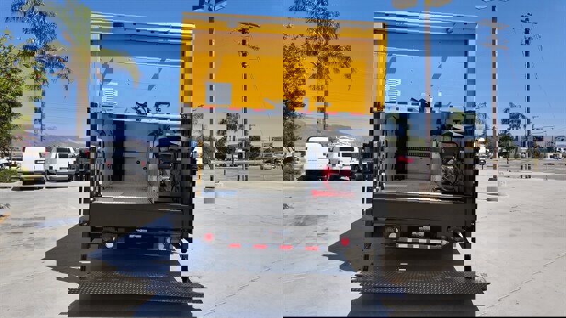 Used 2016 GMC Savana 3500 Extended image 20