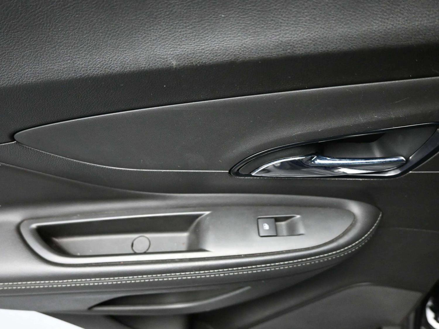 Used 2020 Buick Encore Preferred image 22