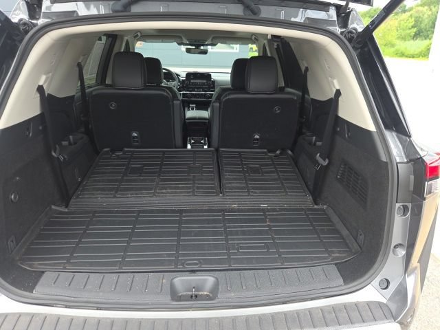 Used 2025 Nissan Pathfinder SL w/ SL Premium Package AWD/4WD image 18