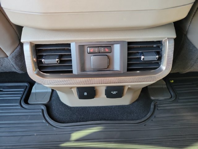Certified 2024 Ford F150 Platinum w/ Equipment Group 703A Plus AWD/4WD image 28
