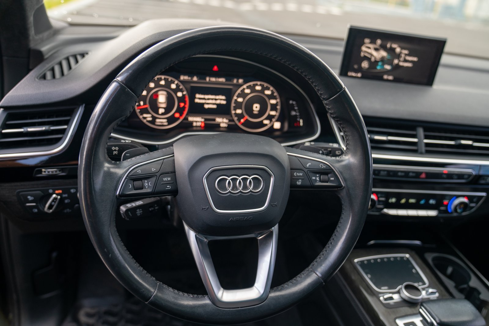 Used 2018 Audi Q7 3.0T Prestige w/ Prestige Package AWD/4WD image 12